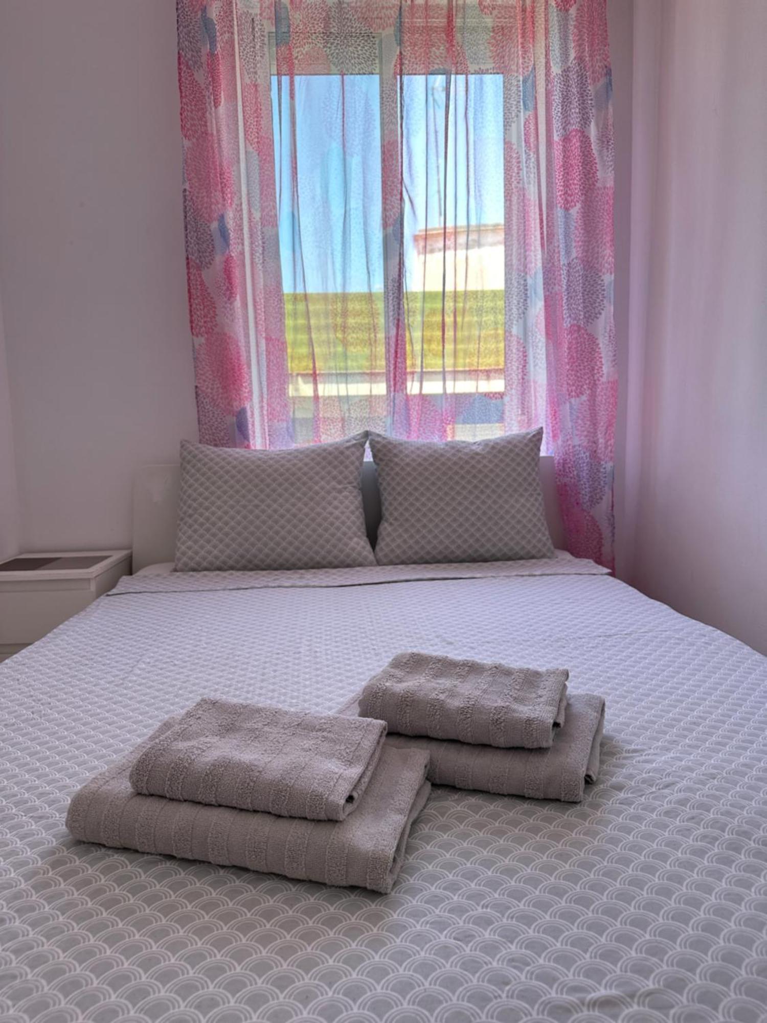 Modern And Bright 5 Bedroom Apartment Del Prado Gandía Buitenkant foto